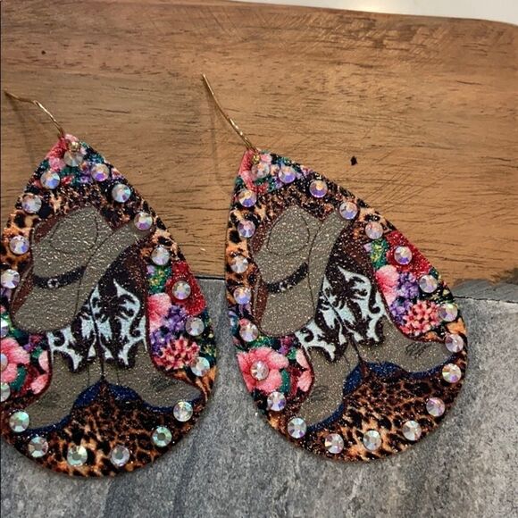 Cowboy hats earrings - Picture 1 of 3